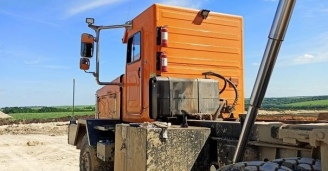 Фото Тонар – карьерный монстр №1